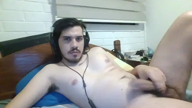 hung weeb online show from 01-25-25, 05:40