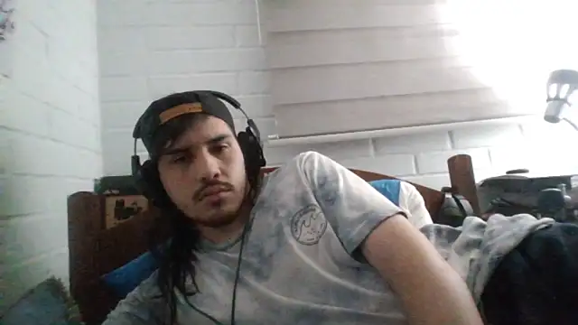 hung weeb online show from 02-19-25, 03:39