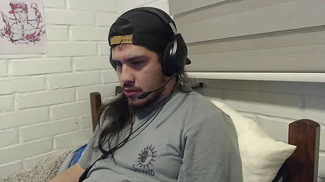 hung weeb online show from 10-14-25, 03:18