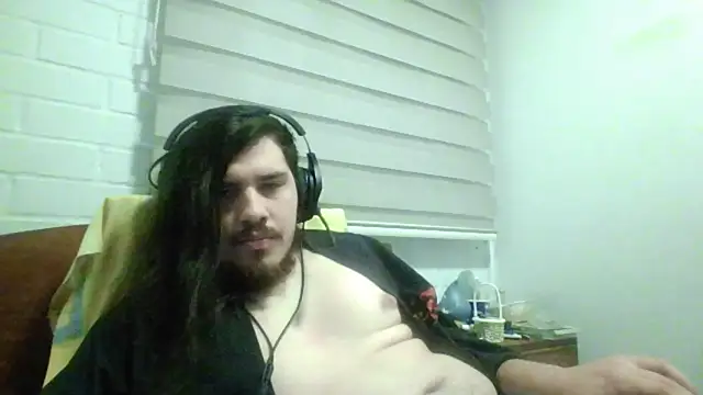 hung weeb online show from 04-28-26, 02:21