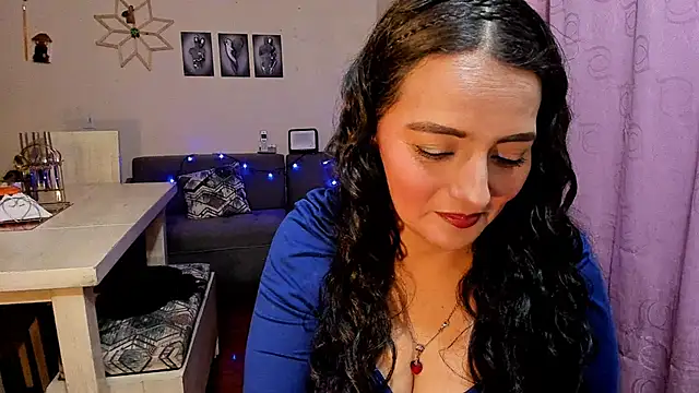 emma luxy online show from 04-23-26, 11:40