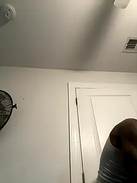 Chocolate Droppa online show from 09-17-25, 11:45