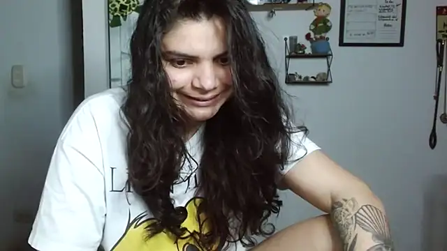 Snapshot of Nikkykora15 chatting on 09-09-25, 01:16 Nikkykora15 online show from 09-09-25, 01:16