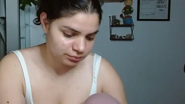 Snapshot of Nikkykora15 chatting on 10-27-25, 01:31 Nikkykora15 online show from 10-27-25, 01:31