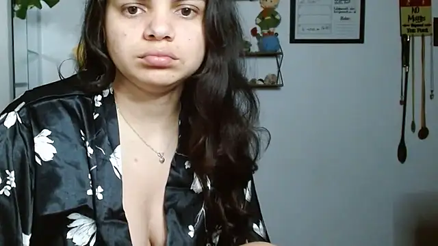 Snapshot of Nikkykora15 chatting on 11-02-25, 12:24 Nikkykora15 online show from 11-02-25, 12:24