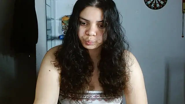 Snapshot of Nikkykora15 chatting on 05-27-26, 01:24 Nikkykora15 online show from 05-27-26, 01:24