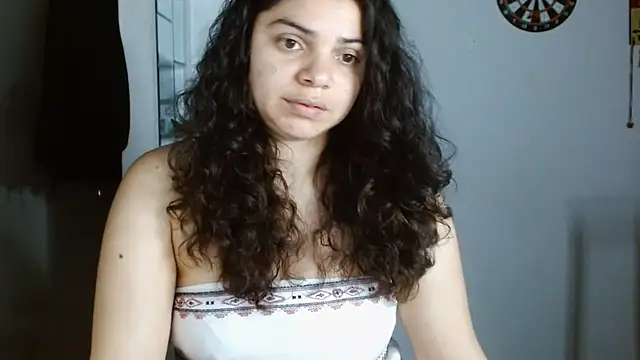 Snapshot of Nikkykora15 chatting on 05-27-26, 01:57 Nikkykora15 online show from 05-27-26, 01:57