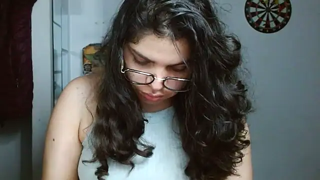 Snapshot of Nikkykora15 chatting on 06-03-26, 01:41 Nikkykora15 online show from 06-03-26, 01:41