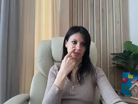 Snapshot of InjaAtHome chatting on 05-23-26, 08:07 InjaAtHome online show from 05-23-26, 08:07