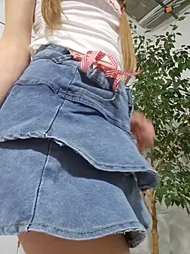 elikako online show from 04-28-26, 11:26