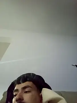 Santosgui14 online show from 11-14-25, 11:24