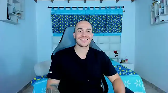 Snapshot of juan__jimenez chatting on 01-26-25, 12:05 juan jimenez online show from 01-26-25, 12:05