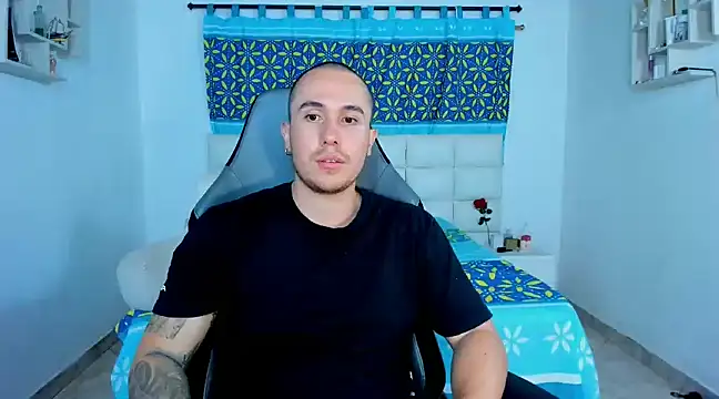 Snapshot of juan__jimenez chatting on 01-26-25, 03:17 juan jimenez online show from 01-26-25, 03:17