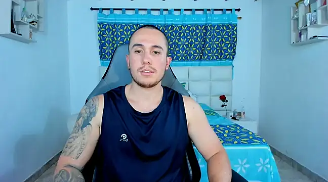 Snapshot of juan__jimenez chatting on 02-05-25, 01:04 juan jimenez online show from 02-05-25, 01:04