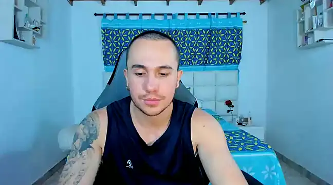 Snapshot of juan__jimenez chatting on 02-05-25, 04:06 juan jimenez online show from 02-05-25, 04:06