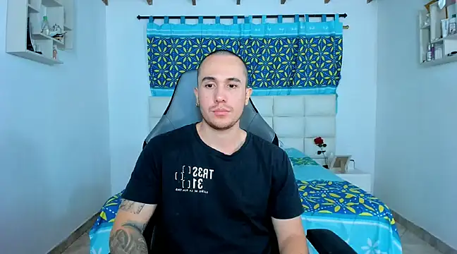 Snapshot of juan__jimenez chatting on 02-11-25, 11:33 juan jimenez online show from 02-11-25, 11:33