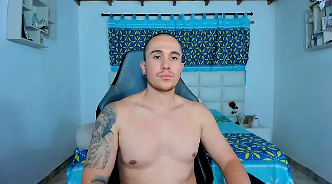 Snapshot of juan__jimenez chatting on 02-12-25, 02:35 juan jimenez online show from 02-12-25, 02:35