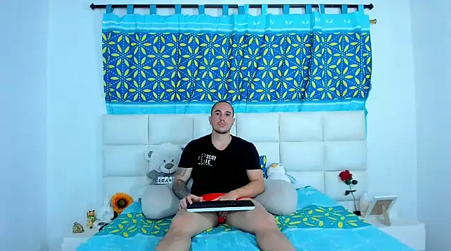 Snapshot of juan__jimenez chatting on 02-12-25, 05:37 juan jimenez online show from 02-12-25, 05:37