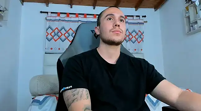 Snapshot of juan__jimenez chatting on 03-21-25, 06:16 juan jimenez online show from 03-21-25, 06:16