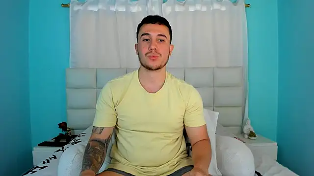 Snapshot of juan__jimenez chatting on 09-20-25, 07:37 juan jimenez online show from 09-20-25, 07:37