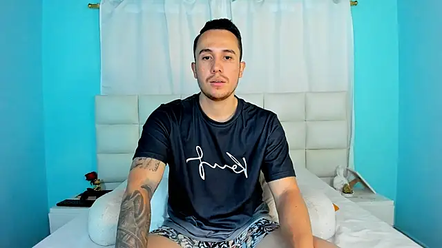 Snapshot of juan__jimenez chatting on 10-20-25, 09:15 juan jimenez online show from 10-20-25, 09:15