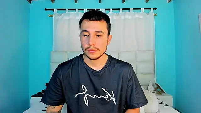 Snapshot of juan__jimenez chatting on 11-10-25, 09:36 juan jimenez online show from 11-10-25, 09:36