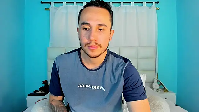 Snapshot of juan__jimenez chatting on 11-25-25, 07:58 juan jimenez online show from 11-25-25, 07:58