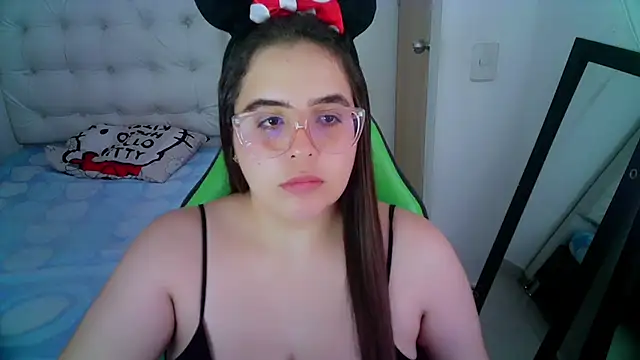  alicia z online show from 12-17-24, 09:16