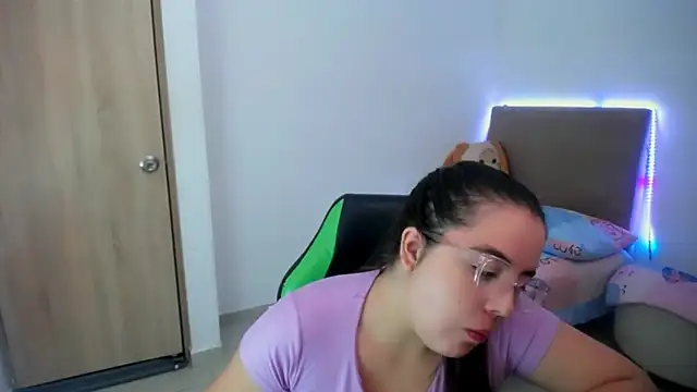  alicia z online show from 03-19-25, 05:50