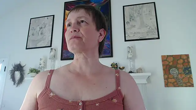 AuroraWillows online show from 01-14-26, 02:44