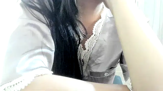 Snapshot of Beauty_Asian_Tina chatting on 02-14-25, 05:57 Beauty Asian Tina online show from 02-14-25, 05:57