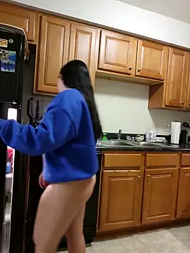 Snapshot of ImpressYouDaily chatting on 03-11-26, 03:29 ImpressYouDaily online show from 03-11-26, 03:29