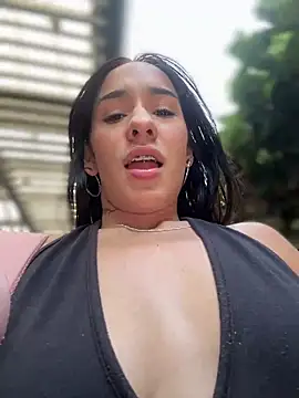   IRIS   online show from 01-15-25, 06:19