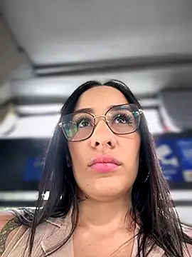   IRIS   online show from 10-15-25, 02:28