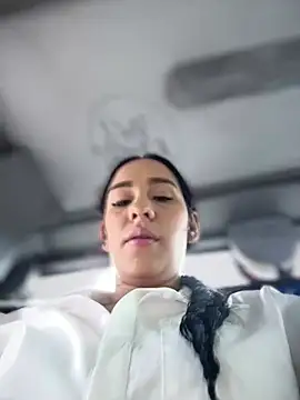   IRIS   online show from 03-18-26, 05:49