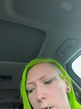 alicewonder09 online show from 04-18-26, 07:07