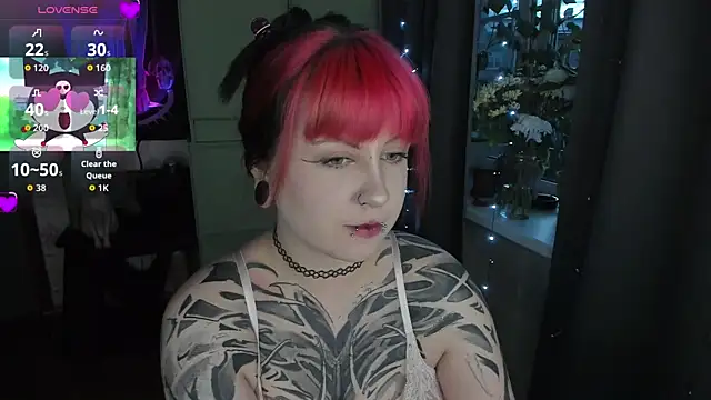 t0riayun0 online show from 06-09-26, 07:36