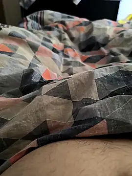 Snapshot of handsometurkish chatting on 11-15-25, 08:22 handsometurkish online show from 11-15-25, 08:22