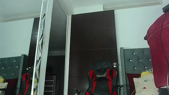 Snapshot of party_aass chatting on 09-11-25, 09:26 party aass online show from 09-11-25, 09:26