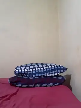 Sexy-queen99xx online show from 02-18-25, 07:43