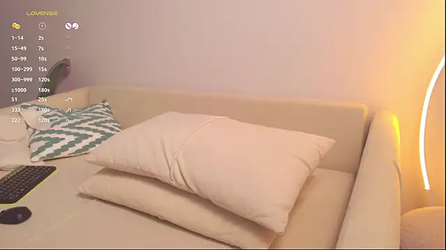 Rinas secret online show from 12-04-24, 08:45