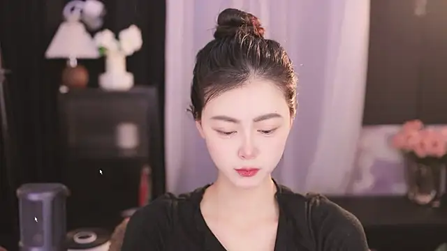 Snapshot of Ocean--Lili chatting on 01-25-25, 02:14 Ocean--Lili online show from 01-25-25, 02:14