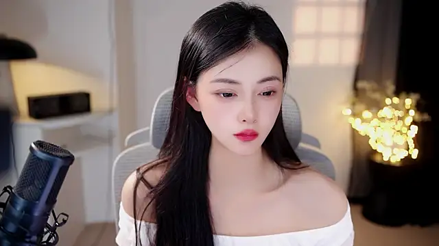 Ocean--Lili online show from 07-21-26, 02:19