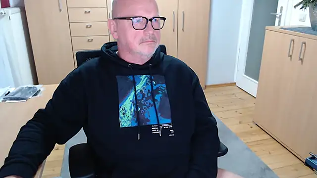 V2 Rotate online show from 12-29-24, 03:35