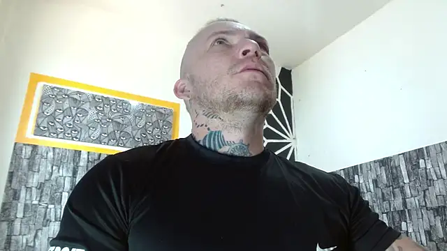 stripnolimits online show from 01-07-26, 05:26