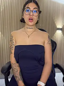 Sarasanders 4 online show from 02-18-26, 03:46