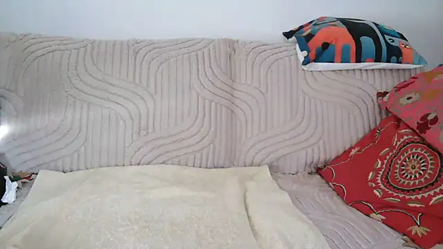 Snapshot of sheerazade chatting on 09-13-25, 03:34 sheerazade online show from 09-13-25, 03:34