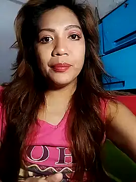 Snapshot of sweetvirginia01 chatting on 12-16-24, 05:00 sweetvirginia01 online show from 12-16-24, 05:00