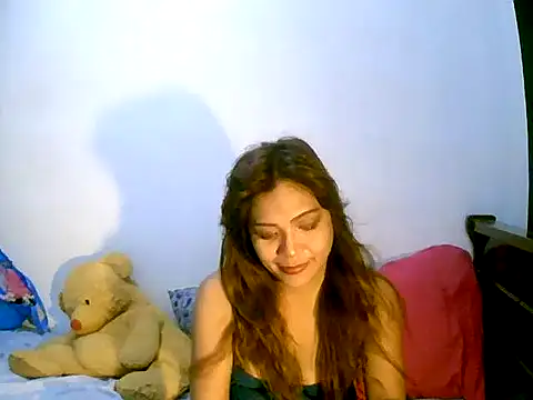 Snapshot of sweetvirginia01 chatting on 11-06-25, 07:37 sweetvirginia01 online show from 11-06-25, 07:37