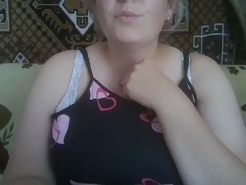 Snapshot of Diana_Britt chatting on 07-26-26, 11:50 Diana Britt online show from 07-26-26, 11:50